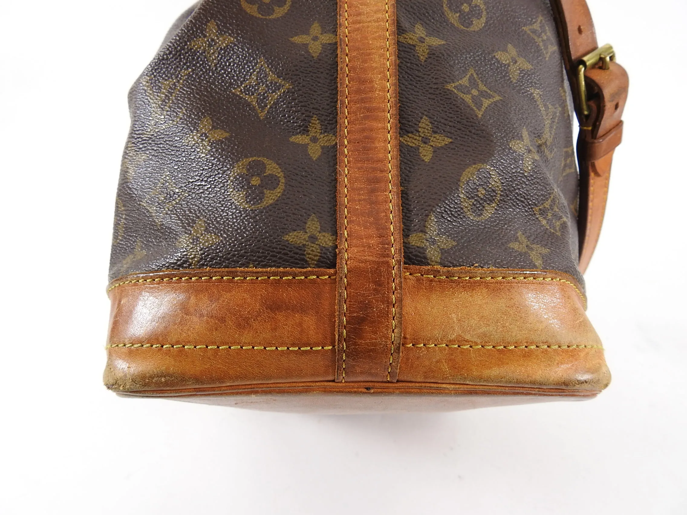 Louis Vuitton Vintage 1986 Monogram Noe GM Bucket Bag