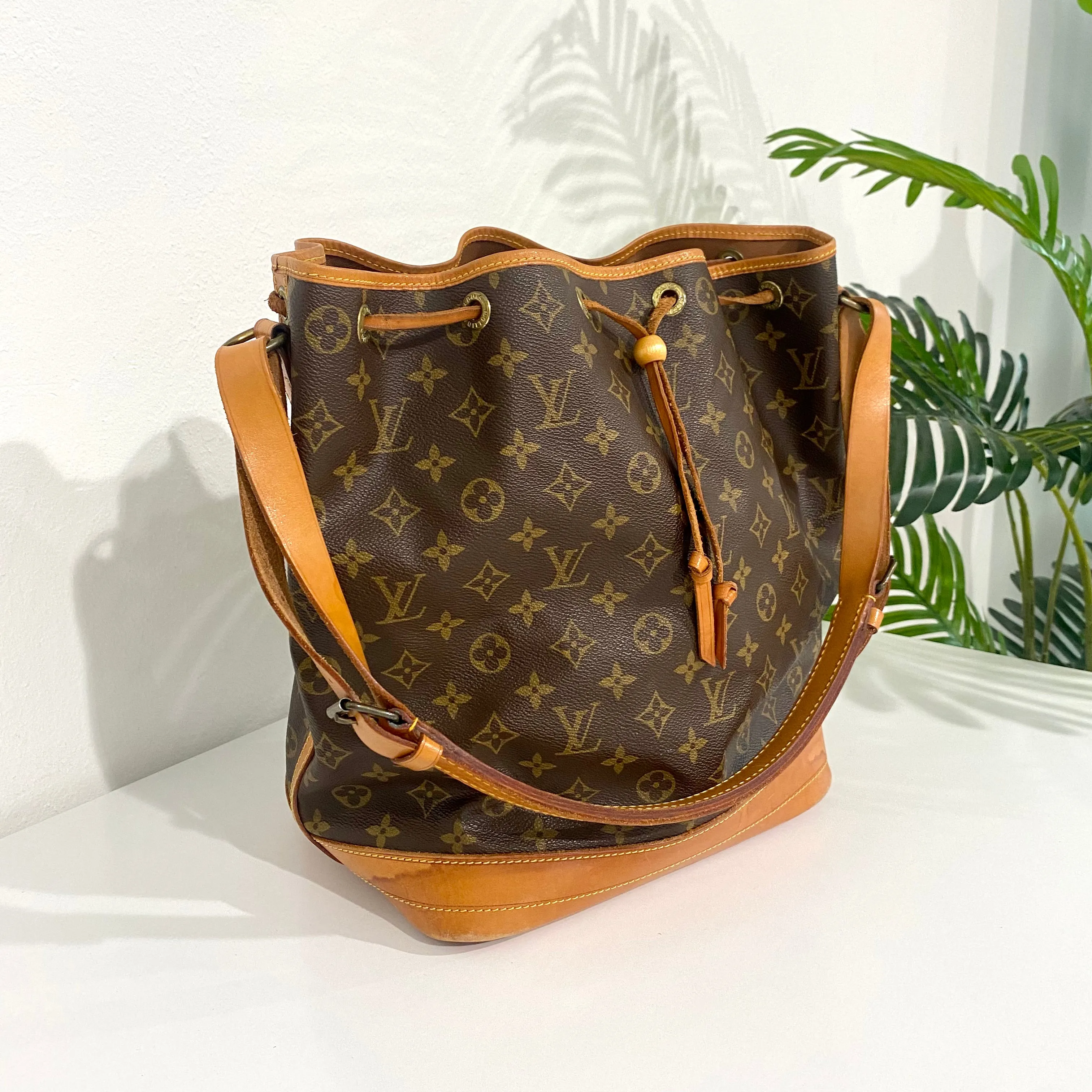 Louis Vuitton Vintage Noe Bucket Bag