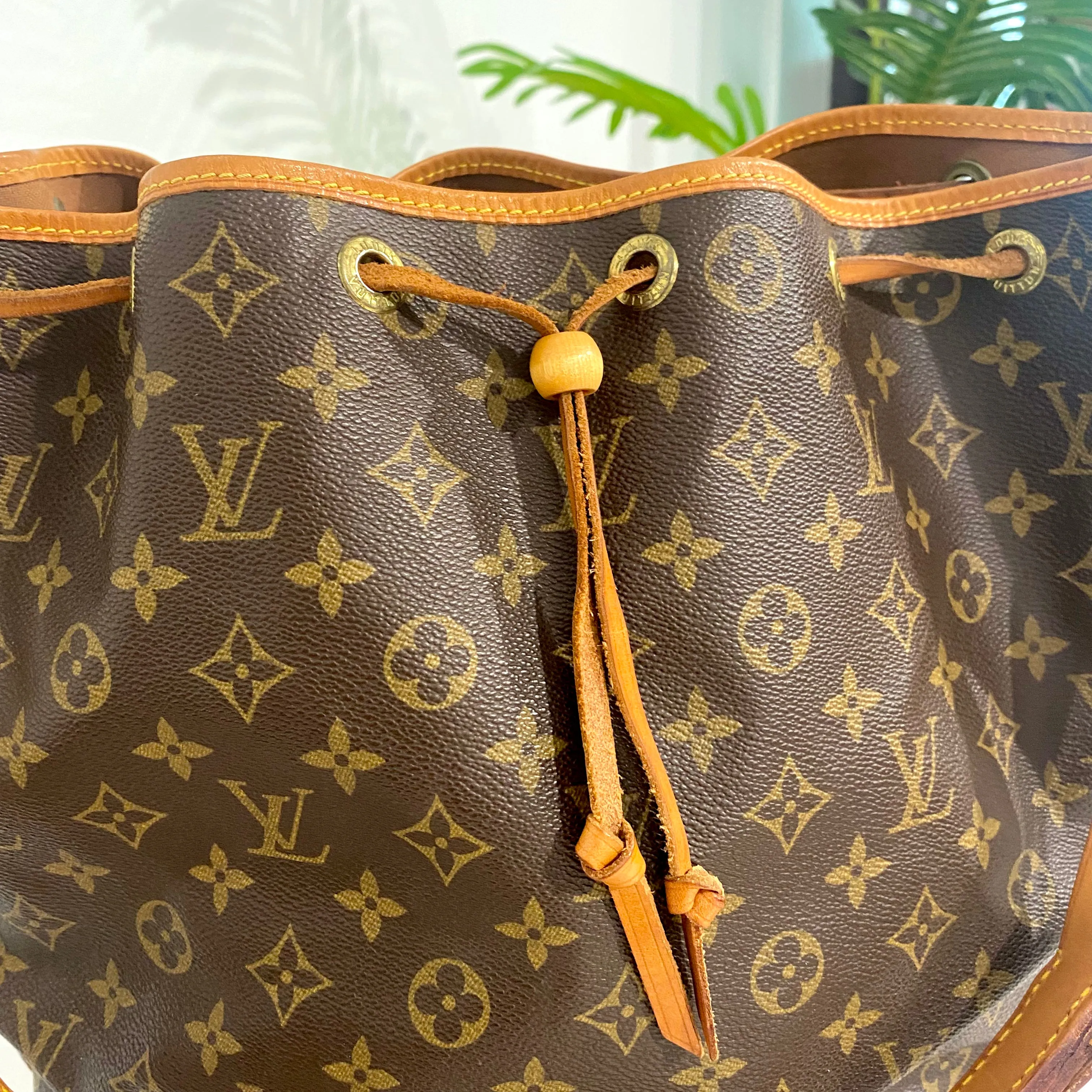 Louis Vuitton Vintage Noe Bucket Bag