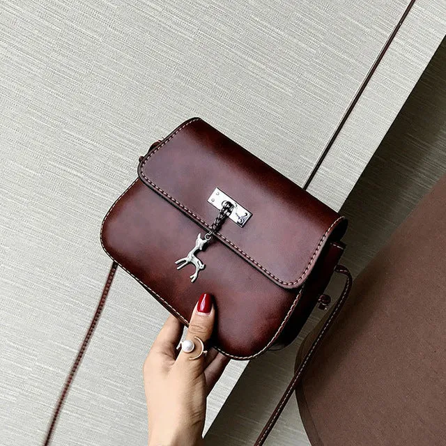 Mara's Dream Shell Women Messenger Bag