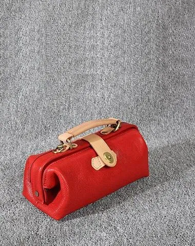 Womens Coffee Leather Mini Doctor Handbag Purses Classic Coffee Doctor Crossbody Purses for Women